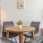 Apartment Sloneczna Harmony By Bookinghost
