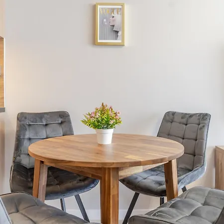 Apartment Sloneczna Harmony By Bookinghost