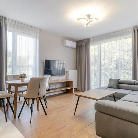 Sloneczna Harmony By Bookinghost