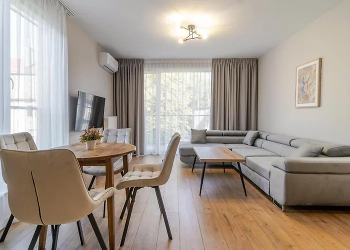 Sloneczna Harmony By Bookinghost